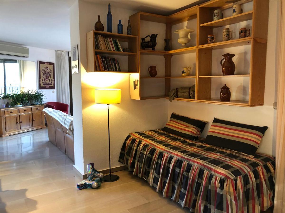 Loft Acogedor Con Terraza Y Parking En El Centro Leilighet Huesca Eksteriør bilde