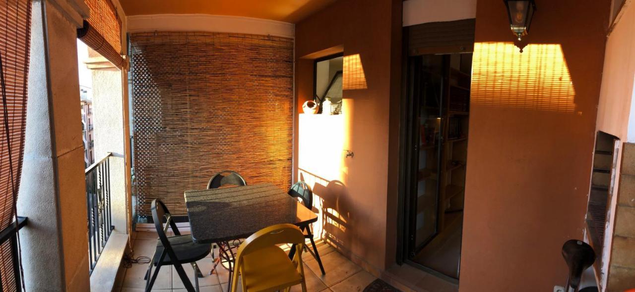 Loft Acogedor Con Terraza Y Parking En El Centro Leilighet Huesca Eksteriør bilde